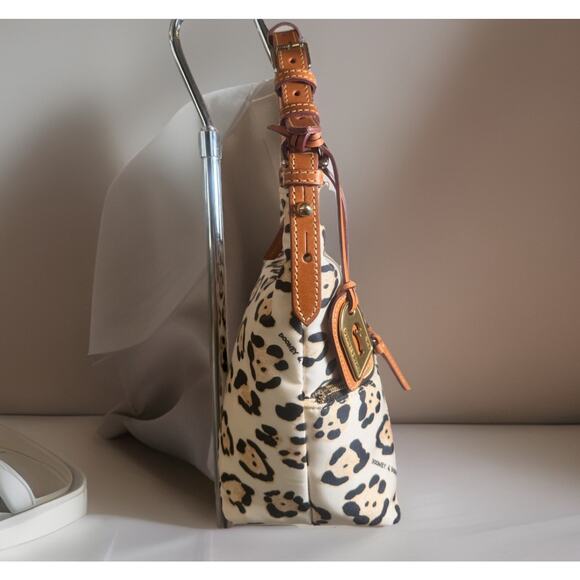 NWT Rare Dooney & Bourke Leopard Print Small Zipper Pocket Satchel - Picture 9 of 16